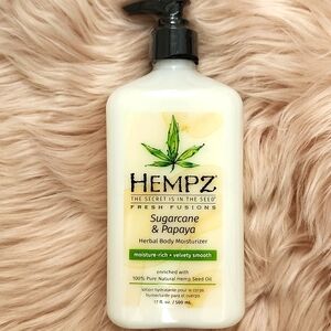 Brand New FRESH FUSIONS HEMPZ HERBAL BODY MOISTURIZER